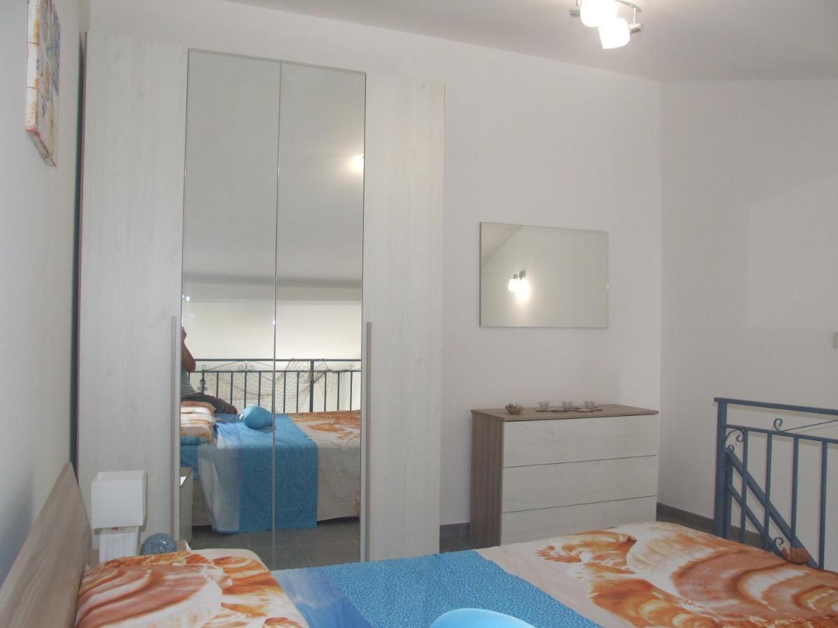 Casa Nicole Fronte Mare Villa Giardini Naxos Exterior photo